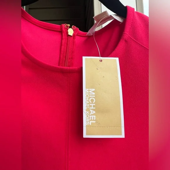 π Michael Kors Deep Pink Sheath Dress Size XS Gold Chain Waist - Picture 10 of 12
